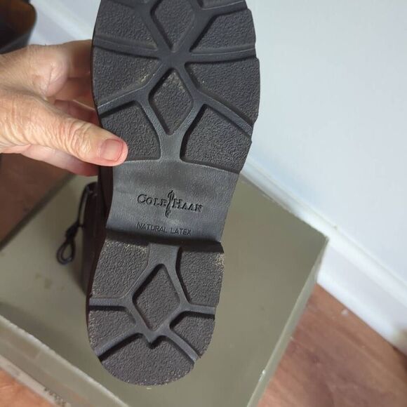 Cole Hann waterproof. Wilton  Black boots 7.5 new inbox - Picture 5 of 7